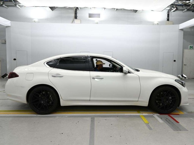 Nissan FUGA 2015 7948963-3