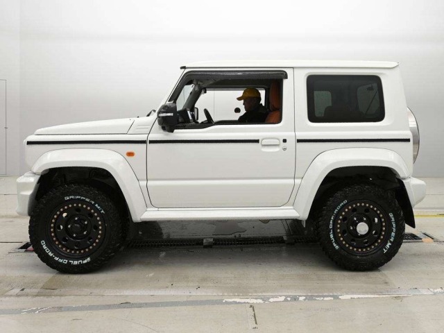 Suzuki JIMNY SIERRA 2021 7954547-4