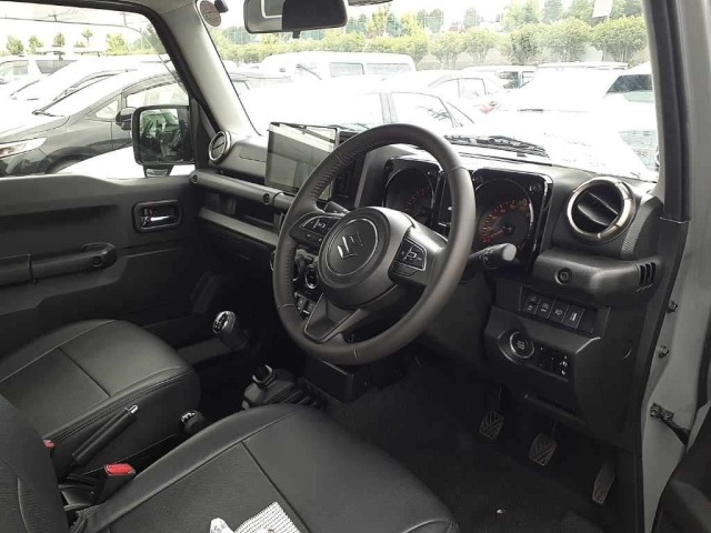 Suzuki JIMNY SIERRA 2023 7954593-9