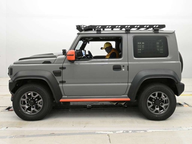 Suzuki JIMNY SIERRA 2023 7954625-4