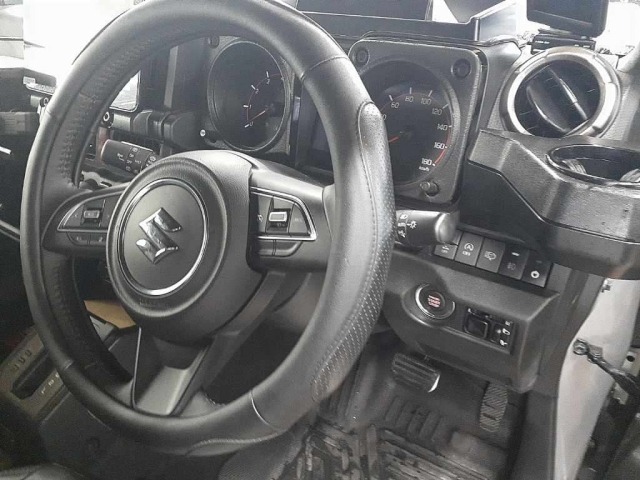 Suzuki JIMNY SIERRA 2023 7954625-9