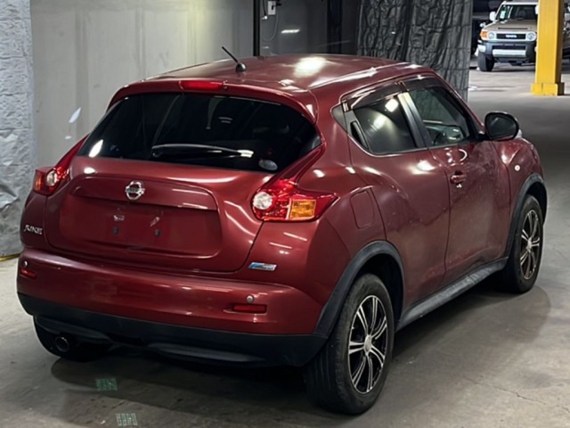 Nissan JUKE 2011 7960692-5