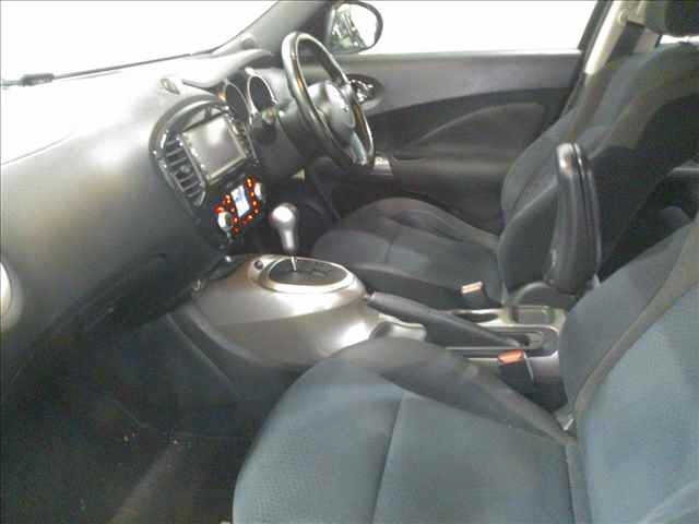 Nissan JUKE 2011 7960727-3
