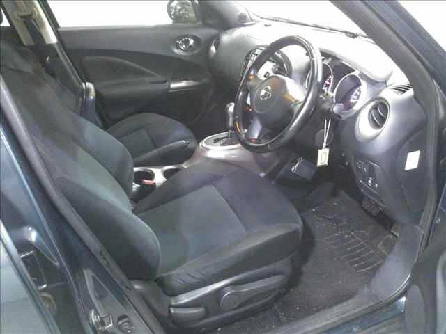Nissan JUKE 2011 7960727-4