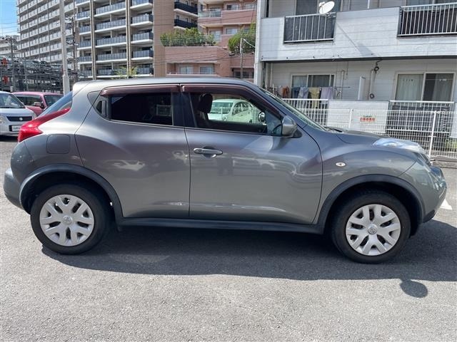 Nissan JUKE 2011 7960900-1