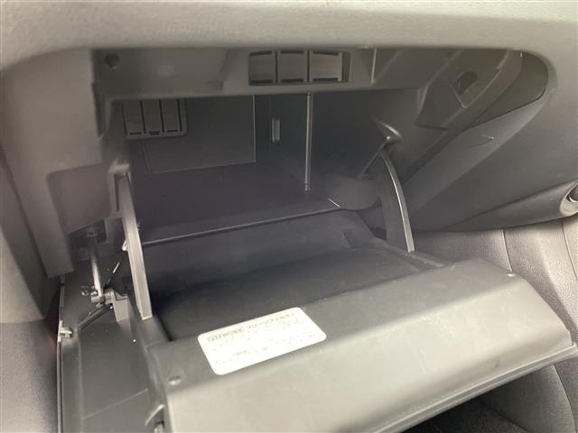 Nissan JUKE 2011 7960902-11