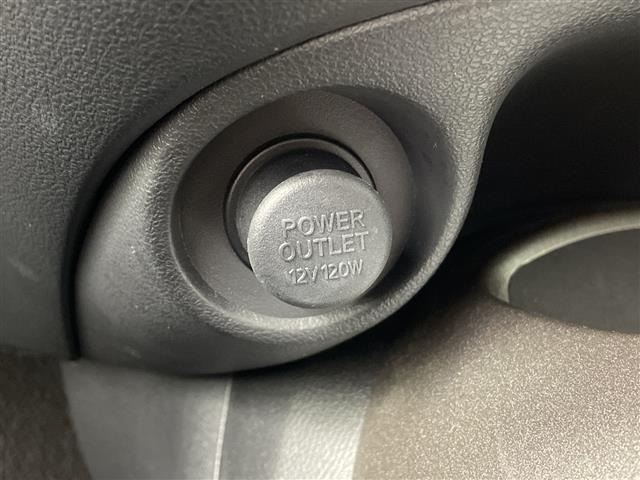 Nissan JUKE 2011 7960902-9
