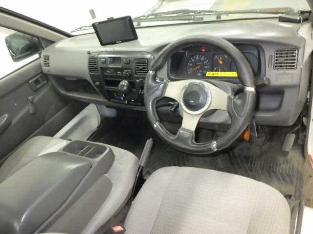 Toyota LITEACE TRUCK 2002 7958231-3