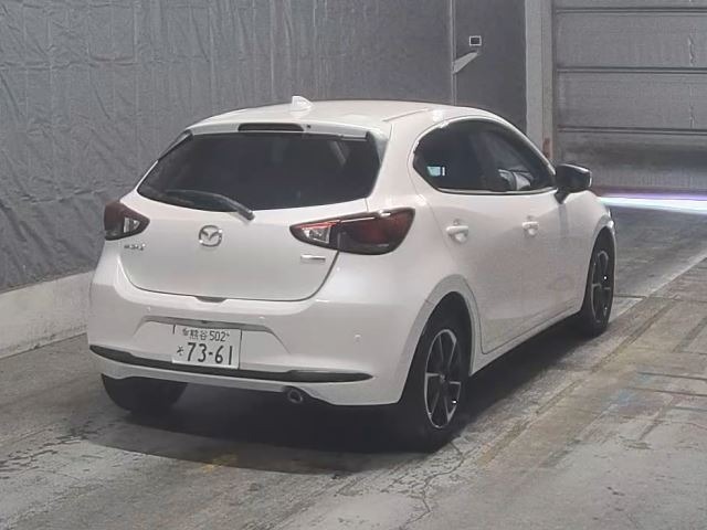 Mazda MAZDA2 2025 7945384-1