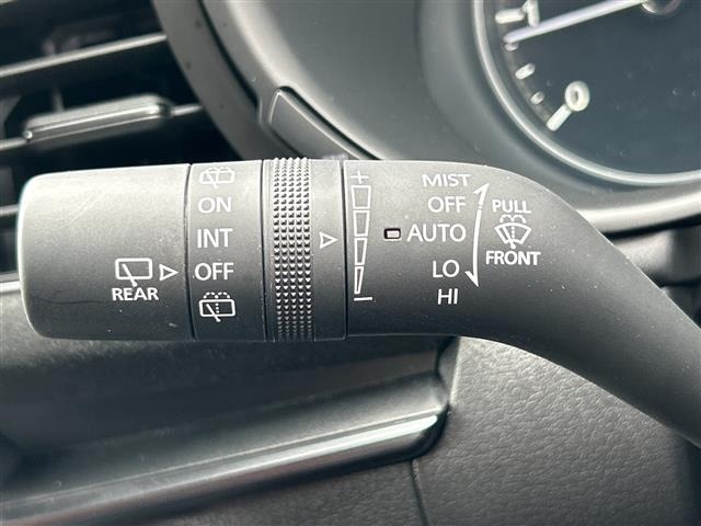 Mazda MAZDA3 2025 7945342-10
