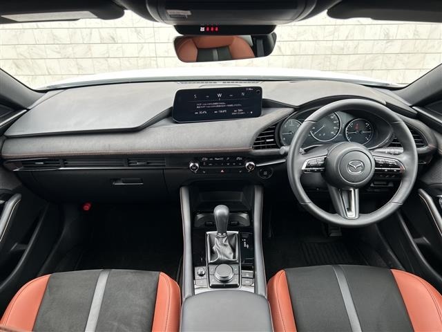 Mazda MAZDA3 2025 7945342-14