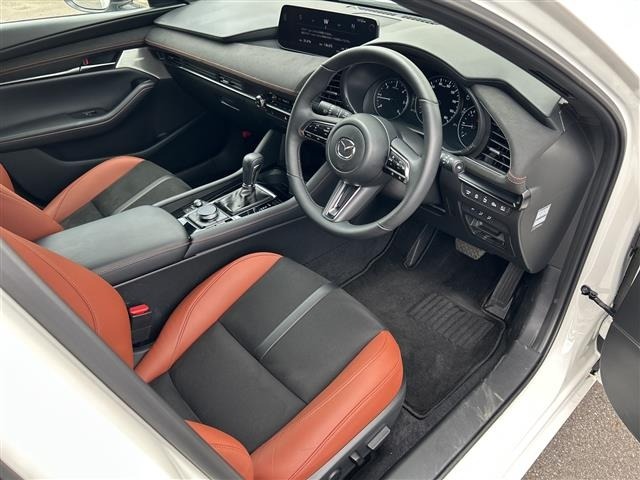 Mazda MAZDA3 2025 7945342-5