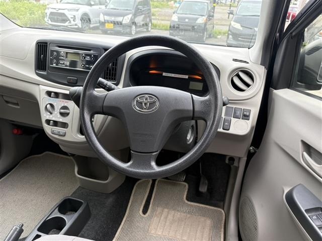 Toyota PIXIS EPOCH 2015 7945713-2