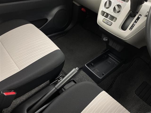 Toyota PIXIS EPOCH 2018 7945724-11