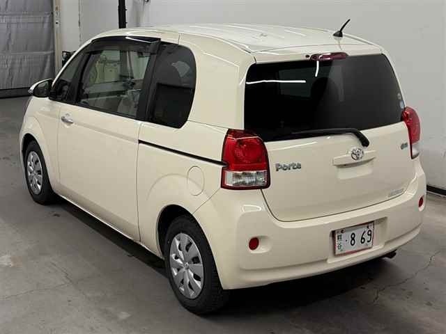 Toyota PORTE 2013 7945490-1