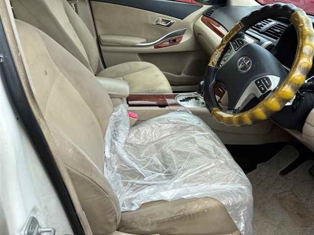 Toyota PREMIO 2014 7945364-7