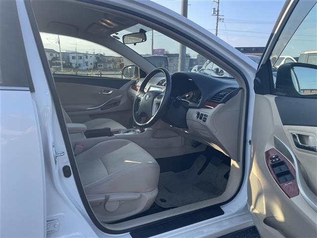 Toyota PREMIO 2014 7945366-2