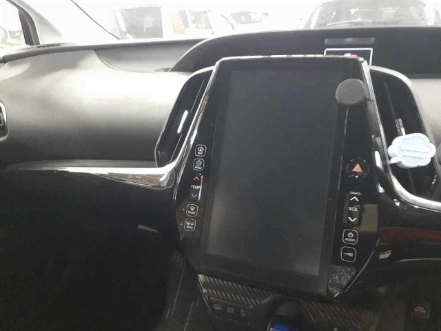 Toyota PRIUS PHV 2017 7948496-12
