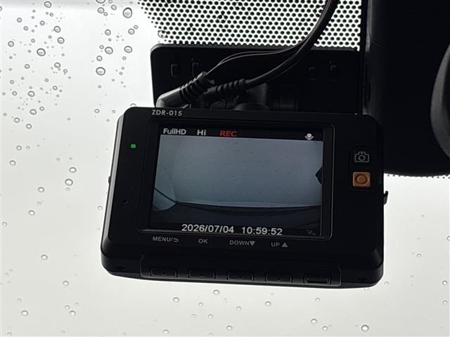 Toyota PRIUS PHV 2017 7948607-21