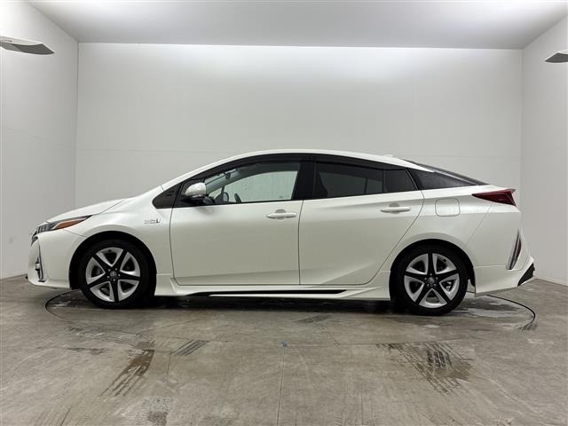 Toyota PRIUS PHV 2017 7948607-4