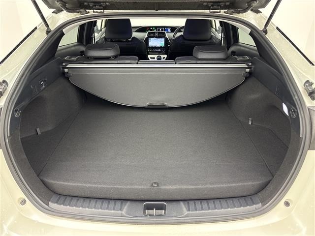 Toyota PRIUS PHV 2017 7948607-8