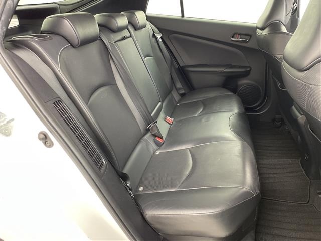 Toyota PRIUS PHV 2021 7948614-10