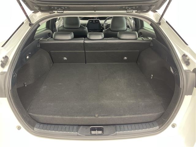 Toyota PRIUS PHV 2021 7948614-11