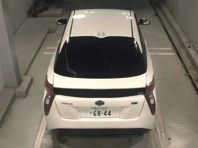 Toyota PRIUS 2017 7945827-7