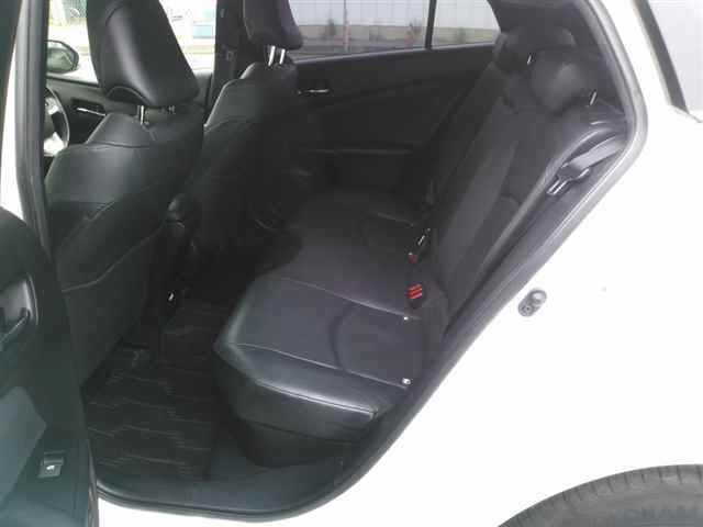 Toyota PRIUS 2017 7945827-9