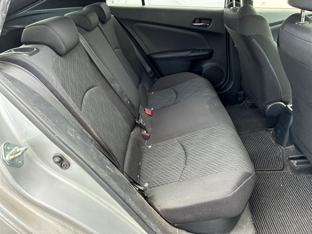Toyota PRIUS 2017 7945878-6