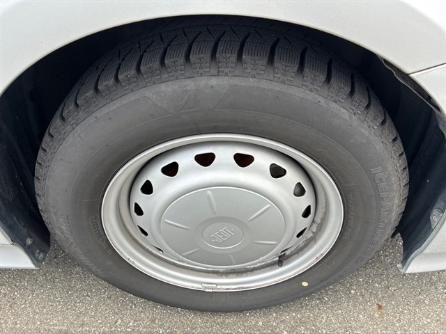 Toyota PRIUS 2017 7945878-7