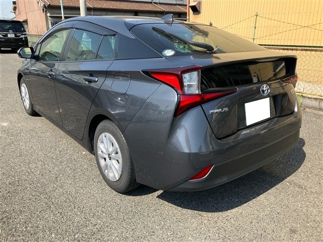 Toyota PRIUS 2021 7945898-1