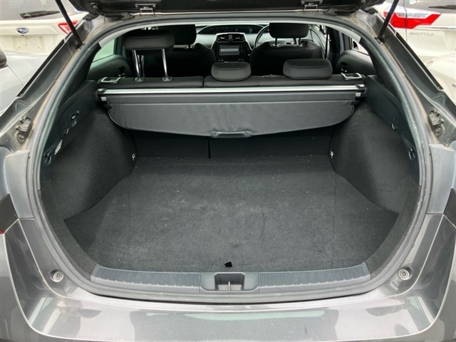 Toyota PRIUS 2021 7945898-8