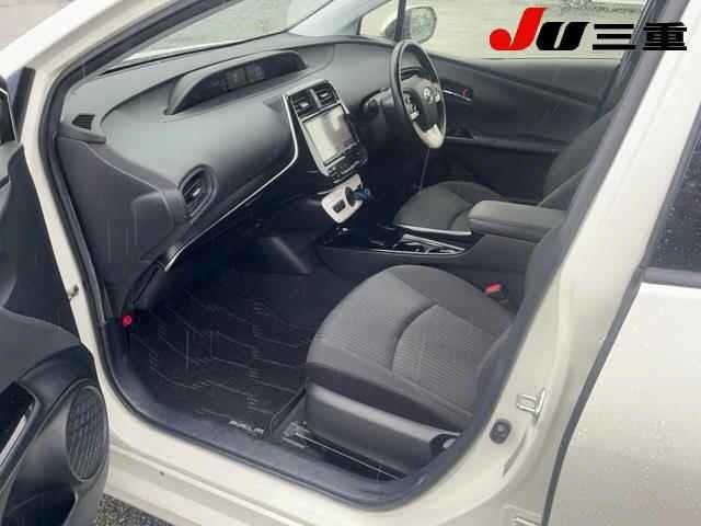 Toyota PRIUS 2018 7945947-3