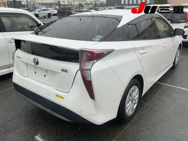 Toyota PRIUS 2018 7945947-6