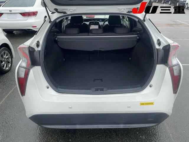 Toyota PRIUS 2018 7945947-7