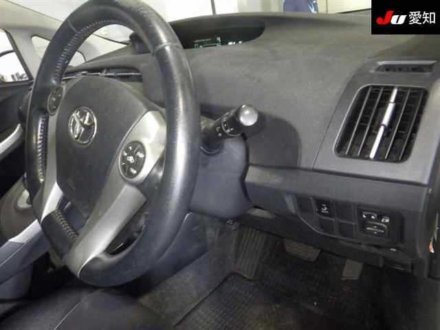 Toyota PRIUS 2014 7945962-5