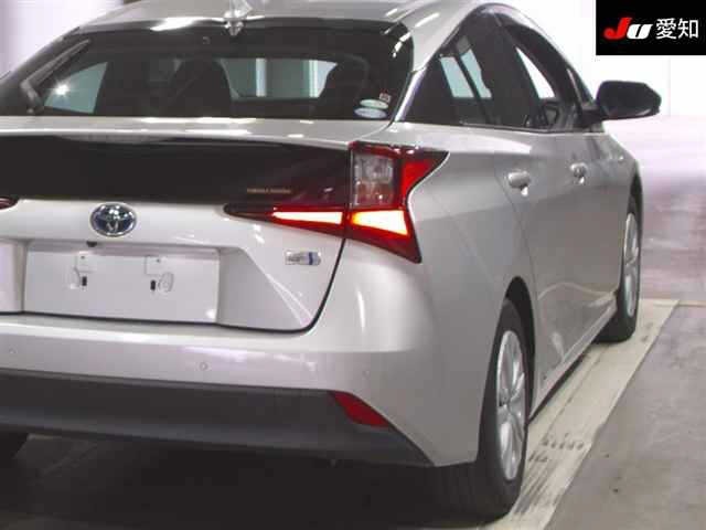 Toyota PRIUS 2019 7945973-8