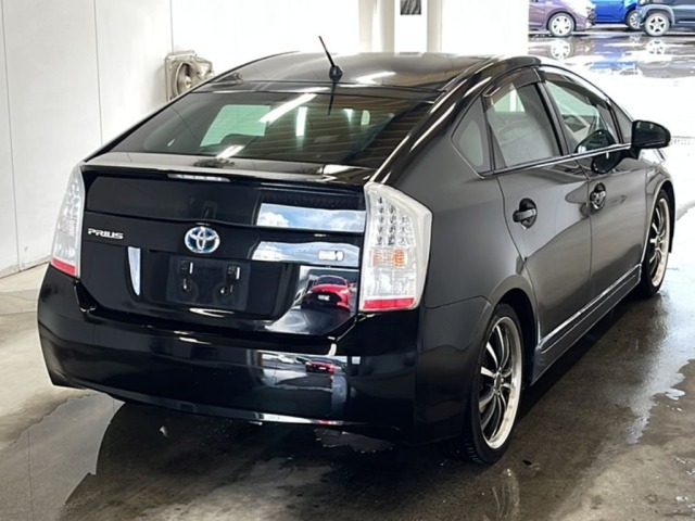 Toyota PRIUS 2010 7945999-1