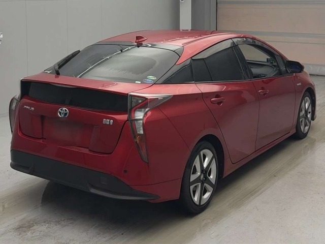 Toyota PRIUS 2016 7946084-1