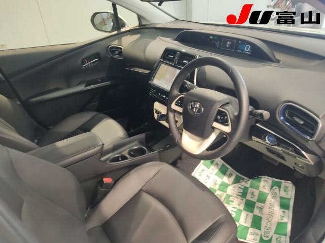 Toyota PRIUS 2017 7946095-6
