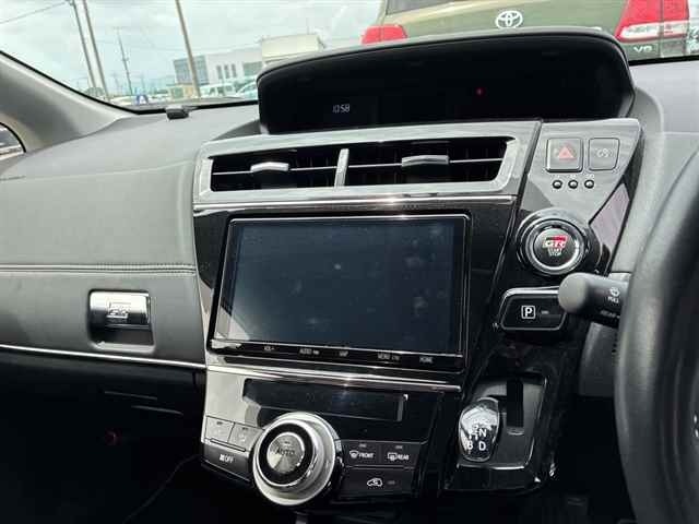 Toyota PRIUS 2019 7958385-6
