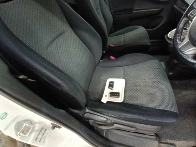 Toyota RACTIS 2011 7958426-10