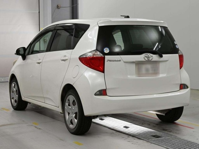 Toyota RACTIS 2011 7958426-6