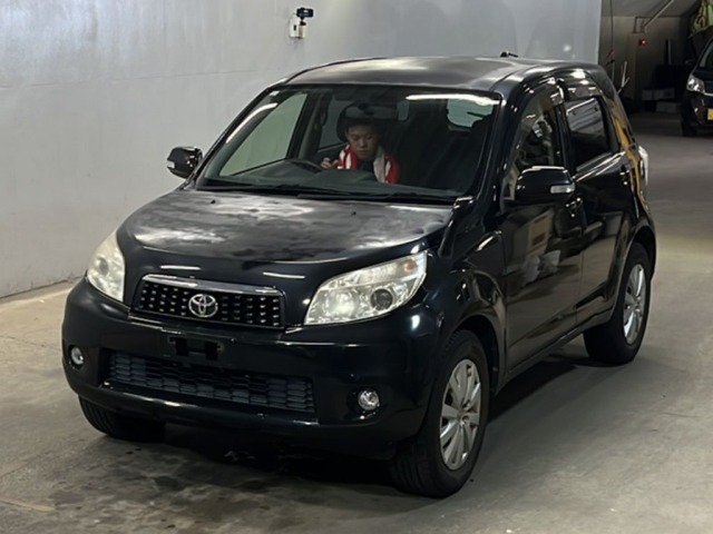 Toyota RUSH 2013 7949906-0
