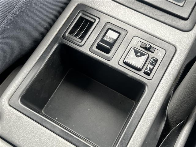 Mitsubishi RVR 1995 7952613-10