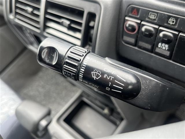 Mitsubishi RVR 1995 7952613-19