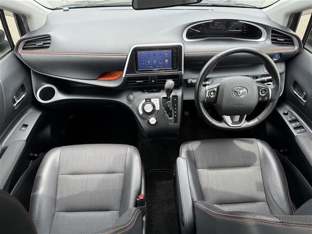 Toyota SIENTA 2018 7945570-15