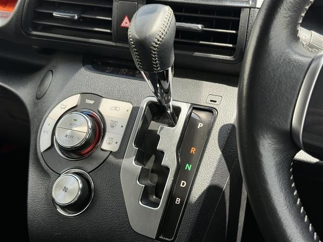 Toyota SIENTA 2019 7945777-17