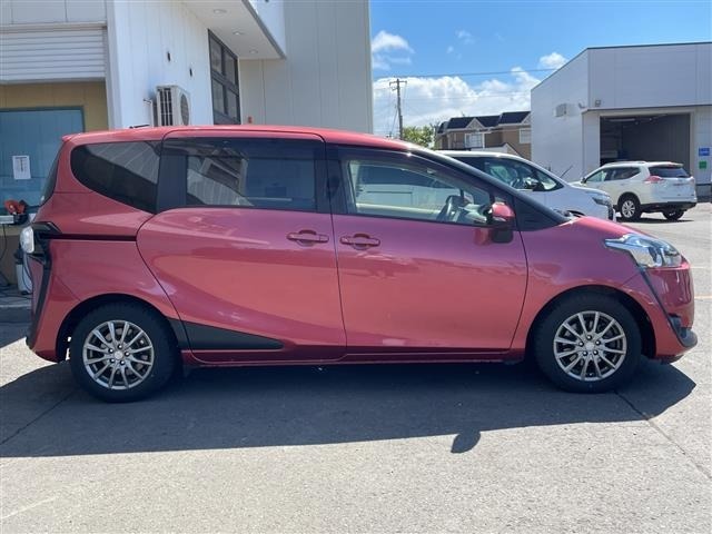 Toyota SIENTA 2016 7945793-1